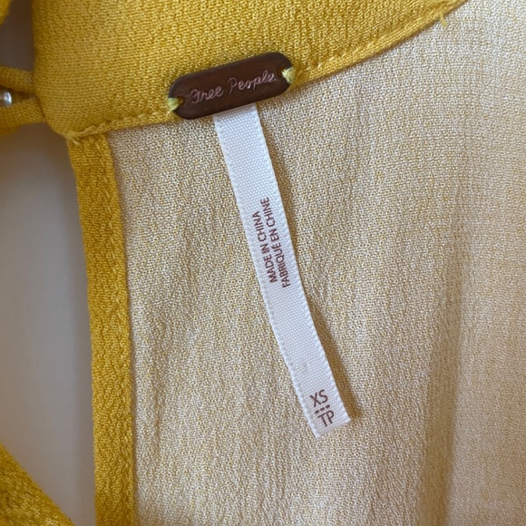 Free People top - Picture 4 of 5